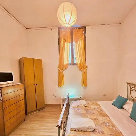 Naples Apartment Neapol